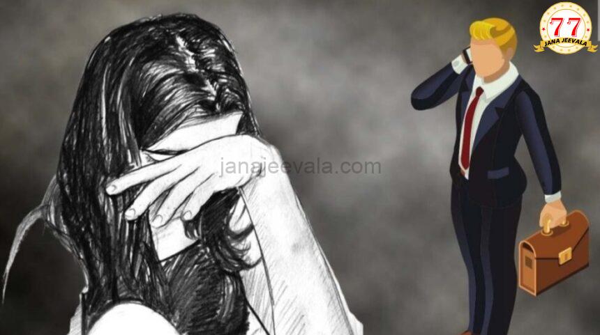 ದೆಹಲಿ ತಿಸ್ ಹಜಾರಿ ಕೋರ್ಟ್ ಚೇಂಬರ್ನಲ್ಲೇ ವಕೀಲರಿಂದ ಮಹಿಳೆಯ ಮೇಲೆ ಅತ್ಯಾಚಾರ ದೆಹಲಿ ತಿಸ್ ಹಜಾರಿ ಕೋರ್ಟ್ ಚೇಂಬರ್ನಲ್ಲೇ ವಕೀಲರಿಂದ ಮಹಿಳೆಯ ಮೇಲೆ ಅತ್ಯಾಚಾರ