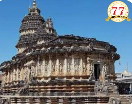 ಶೃಂಗೇರಿ ದೇವಸ್ಥಾನದಲ್ಲಿ ವಸ್ತ್ರ ಸಂಹಿತೆ ಜಾರಿ ಶೃಂಗೇರಿ ದೇವಸ್ಥಾನದಲ್ಲಿ ವಸ್ತ್ರ ಸಂಹಿತೆ ಜಾರಿ