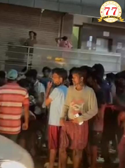 PG ಯಲ್ಲಿ ಊಟ ಮಾಡುವಾಗ ಇಲಿ ವಿಷ ಸಿಂಪಡಣೆ, ವಿದ್ಯಾರ್ಥಿಗಳು ಅಸ್ವಸ್ಥ PG ಯಲ್ಲಿ ಊಟ ಮಾಡುವಾಗ ಇಲಿ ವಿಷ ಸಿಂಪಡಣೆ, ವಿದ್ಯಾರ್ಥಿಗಳು ಅಸ್ವಸ್ಥ