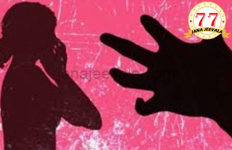 ಬಾಲಕಿ ಮೇಲೆ ಅತ್ಯಾಚಾರಕ್ಕೆ ಯತ್ನ : ಧರ್ಮದೇಟು ನೀಡಿದ ನಾಗರಿಕರು ಬಾಲಕಿ ಮೇಲೆ ಅತ್ಯಾಚಾರಕ್ಕೆ ಯತ್ನ : ಧರ್ಮದೇಟು ನೀಡಿದ ನಾಗರಿಕರು