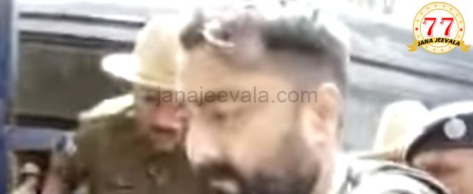 BREAKING ಕೊನೆಗೂ ಹಿಂಡಲಗಾ ಜೈಲು ಪಾಲಾದ ರೇಣುಕಾ ಸ್ವಾಮಿ ಕೊಲೆ ಆರೋಪಿ BREAKING ಕೊನೆಗೂ ಹಿಂಡಲಗಾ ಜೈಲು ಪಾಲಾದ ರೇಣುಕಾ ಸ್ವಾಮಿ ಕೊಲೆ ಆರೋಪಿ