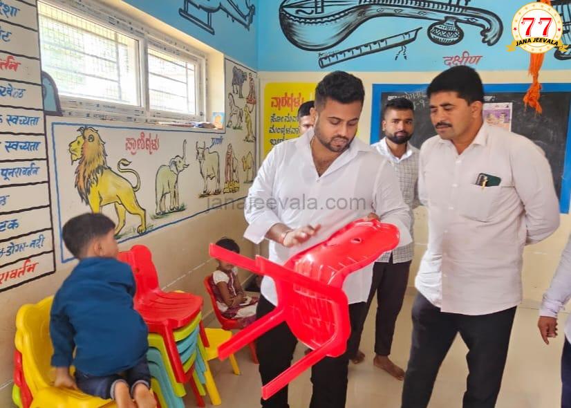 ಗ್ರಾಮೀಣ ಶಾಲೆಗಳ ಸ್ಥಿತಿ ಗತಿ ಪರಿಶೀಲಿಸಿದ ಮೃಣಾಲ ಹೆಬ್ಬಾಳಕರ್ ಗ್ರಾಮೀಣ ಶಾಲೆಗಳ ಸ್ಥಿತಿ ಗತಿ ಪರಿಶೀಲಿಸಿದ ಮೃಣಾಲ ಹೆಬ್ಬಾಳಕರ್