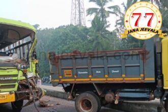 ಚಿಕ್ಕೋಡಿ ಡಿಪೊಗೆ ಸೇರಿದ ಬಸ್-ಟೆಂಪೋ ಢಿಕ್ಕಿ : 10ಕ್ಕೂ ಹೆಚ್ಚು ಜನರಿಗೆ ಗಾಯ