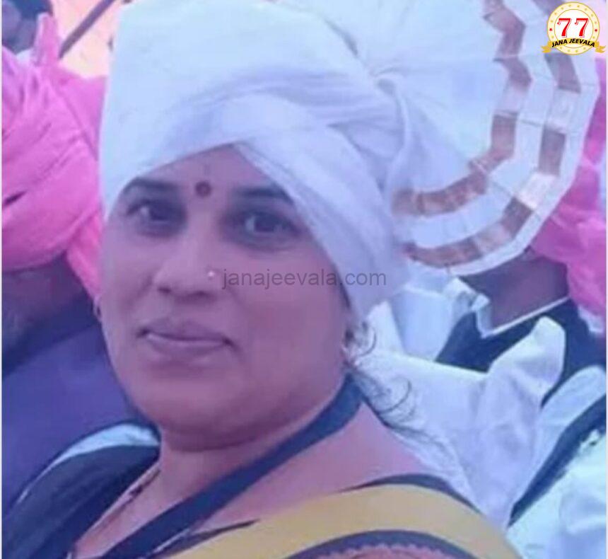 ಉದ್ಯಮಿ ಅಪಹರಣ : ಕೊನೆಗೂ ಕಾಂಗ್ರೆಸ್ ಕಾರ್ಯಕರ್ತೆ ಬಂಧನ ಉದ್ಯಮಿ ಅಪಹರಣ : ಕೊನೆಗೂ ಕಾಂಗ್ರೆಸ್ ಕಾರ್ಯಕರ್ತೆ ಬಂಧನ