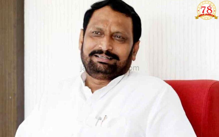 ಶಾಸಕ ಲಕ್ಷ್ಮಣ ಸವದಿ ಕಾರು ಅಪಘಾತ