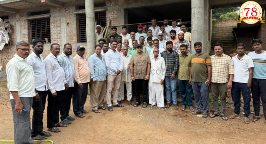 ಸಮುದಾಯ ಭವನದ ಮೇಲ್ಚಾವಣಿ ಕಾಮಗಾರಿಗೆ ಚಾಲನೆ