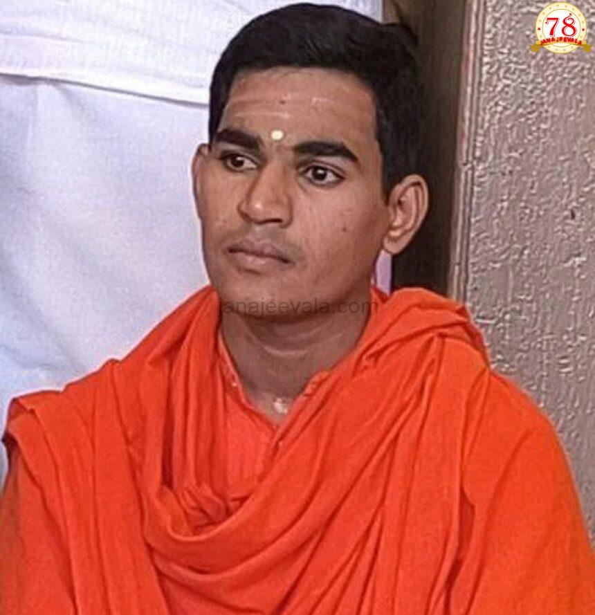 ಚಿಂಚಣಿ ಮಠದ 10ನೇ ಪೀಠಾಧಿಕಾರಿಯಾಗಿ ಶಿವಪ್ರಸಾದ ದೇವರು ಆಯ್ಕೆ ಪೀಠಾಧಿಪತಿ ಎಲ್ಲಿಯವರು ?