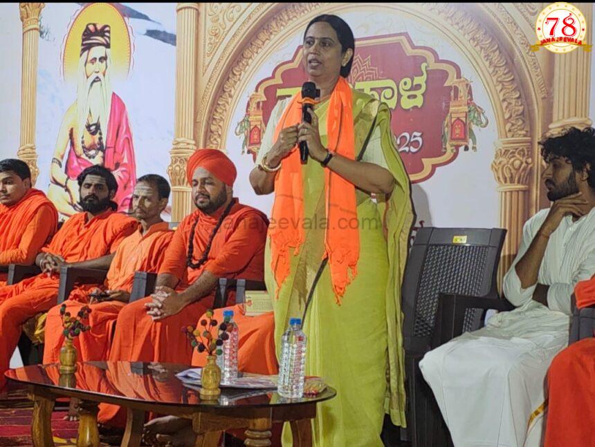 ಸಜ್ಜನರು, ಮಠಾಧೀಶರು, ಮಂದಿರಗಳಿಂದಾಗಿ ಗ್ರಾಮೀಣ ಕ್ಷೇತ್ರ ಪುಣ್ಯ ಭೂಮಿಯಾಗಿದೆ : ಸಚಿವೆ ಲಕ್ಷ್ಮೀ ಹೆಬ್ಬಾಳಕರ್