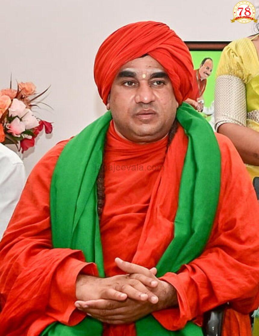 ಕೂಡಲಸಂಗಮ ಪೀಠದಿಂದ ಬಸವಜಯ ಮೃತ್ಯುಂಜಯ ಸ್ವಾಮೀಜಿ ಉಚ್ಚಾಟನೆ