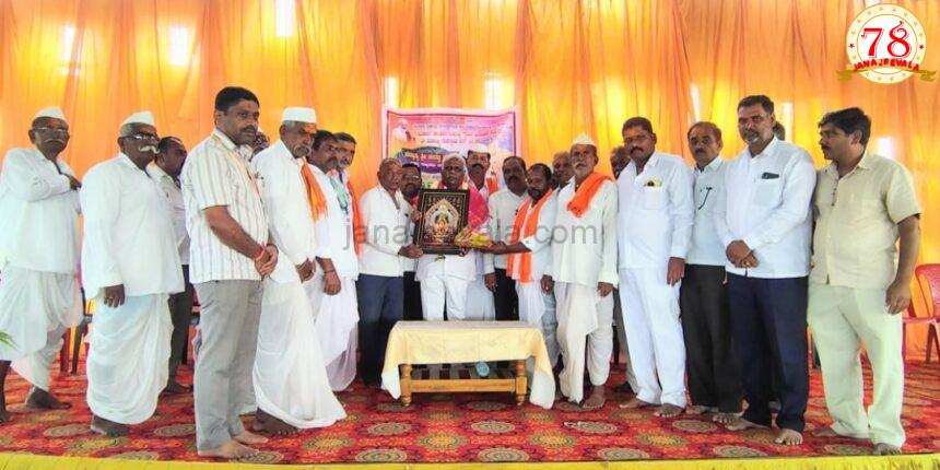 ಕಾಂಕ್ರೀಟ್‌ ರಸ್ತೆ ಹಾಗೂ ರೂ. 5 ಲಕ್ಷಗಳ ವೆಚ್ಚದಲ್ಲಿ ಸಮುದಾಯ ನಿರ್ಮಾಣ ಕಾಮಗಾರಿಗಳಿಗೆ ಭೂಮಿ ಪೂಜೆ ನೆರವೇರಿಸಿದ ಈರಣ್ಣ ಕಡಾಡಿ