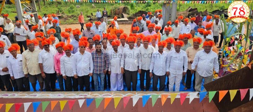 ಲೈಲಾ ಶುಗರ್ಸ್‌ ಕಬ್ಬು ಅರೆಯುವ ಹಂಗಾಮು : ದೀಪಾವಳಿ ಹಬ್ಬದ ಸಂದರ್ಭದಲ್ಲಿ ಚಾಲನೆ ನೀಡಿದ ವಿಠ್ಠಲ ಹಲಗೇಕರ