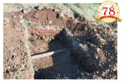 ಸ್ಮಶಾನಕ್ಕೂ ಜಾಗ ಬಿಡದೆ ಕೃಷಿಭೂಮಿಯಲ್ಲಿ ಅಕ್ರಮ ಲೇಔಟ್; ಕುಡಿಯುವ ನೀರಿನ ಪೈಪ್ಲೈನ್ ಒಡೆದು ಮನೆ ನಿರ್ಮಾಣ..!