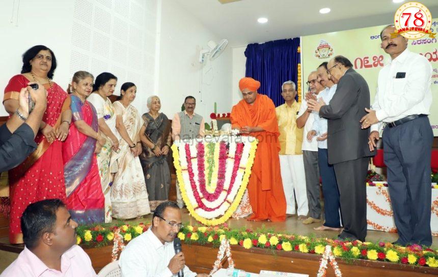 ಸಿರಸಂಗಿ ಲಿಂಗರಾಜರು ಶಿಕ್ಷಣಕ್ಕಾಗಿ ಮಾಡಿದ ತ್ಯಾಗ ಚಿರಸ್ಥಾಯಿಯಾಗಿದೆ: ಡಾ.ಡಿ.ಕೆ.ಗಾಂವಕರ