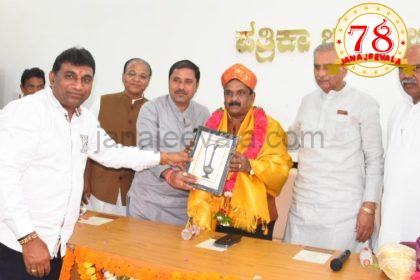 ಸಿದ್ದರಾಮಯ್ಯ ಅವರ ಮುಂದಿನ ಬಜೆಟ್ ನಲ್ಲೂ ಪತ್ರಕರ್ತ ಸಮುದಾಯಕ್ಕೆ ಸಿಹಿ ಸುದ್ದಿ : ಕೆ.ವಿ.ಪ್ರಭಾಕರ್ ಭರವಸೆ