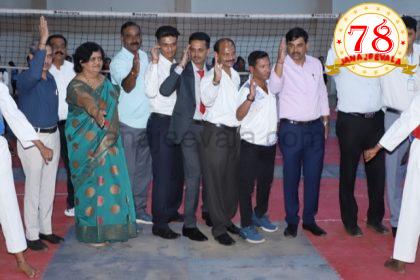 ಕ್ರೀಡೆಯಲ್ಲಿ ಭಾಗವಹಿಸಿ ಮಾನಸಿಕ ಹಾಗೂ ದೈಹಿಕ ಸದೃಢಗೊಳ್ಳಬೇಕು