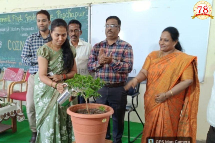 ಹಳೆಯ ನಾಣ್ಯಗಳು ಇತಿಹಾಸದ ಘಟನೆಗಳಿಗೆ ಸಾಕ್ಷಿಯಾಗಿ ನಿಂತಿವೆ: ಲಂಕೇಶ ಗಸ್ತಿ