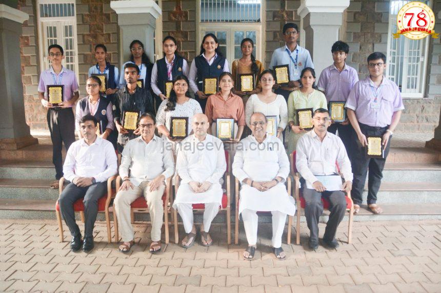 ಕೆಎಲ್‌ಇ ಪಿಯು ಕಾಲೇಜುಗಳ ಸಾಧನೆ – ಅದ್ವಿತೀಯ