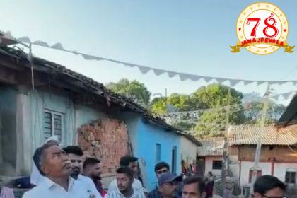 ಮಡಿಗುಂಜಿಯಲ್ಲಿ ಶಾರ್ಟ್ ಸರ್ಕ್ಯೂಟ್ ನಿಂದ ಬೆಂಕಿ ಅವಘಡ; ಶಾಸಕ ವಿಠ್ಠಲರಾವ್ ಹಲಗೇಕರ ಅವರಿಂದ ಪರಿಶೀಲನೆ