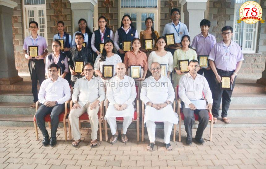 ಕೆಎಲ್‌ಇ ಪಿಯು ಕಾಲೇಜುಗಳ ಸಾಧನೆ – ಅದ್ವಿತೀಯ